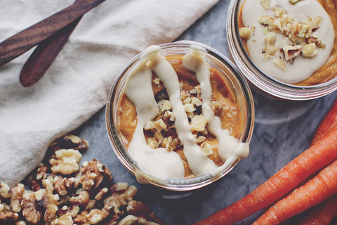 Carrot Cake Smoothie Bowl