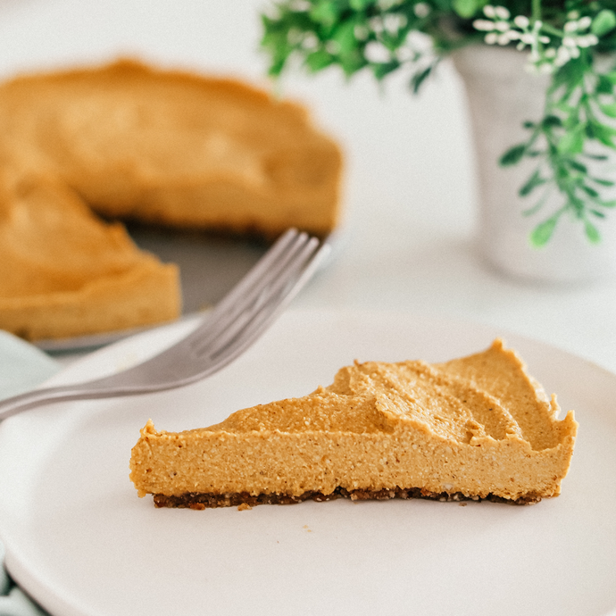 Easy Vegan Pumpkin Cheesecake + Bonus 11 Vegan Holiday Recipes